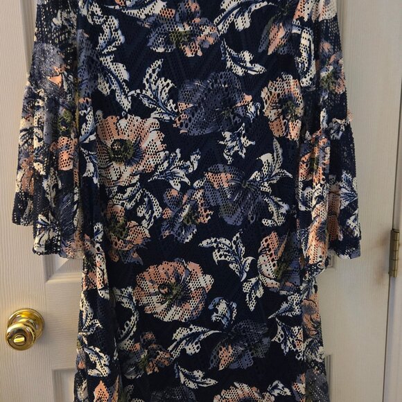 Westport Dress size medium Navy and Coral - Picture 1 of 4